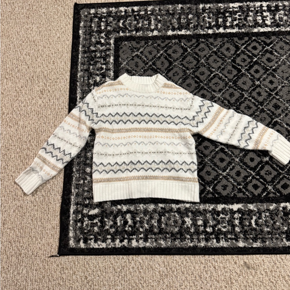 American Eagle sweater